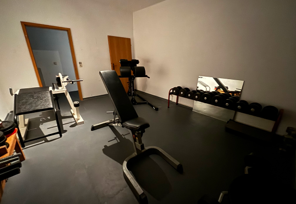 trainingsstaette kraftdreikampf nebenraum